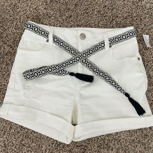 White Jean Shorts with Detachable Belt